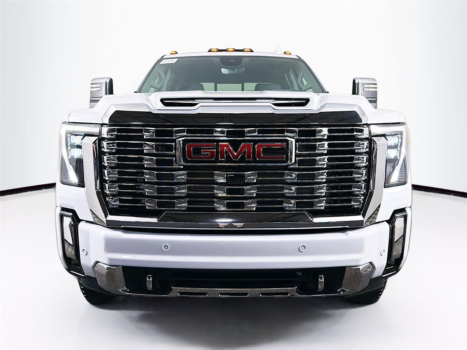 2026 GMC Sierra 2500HD Denali - Photo 6
