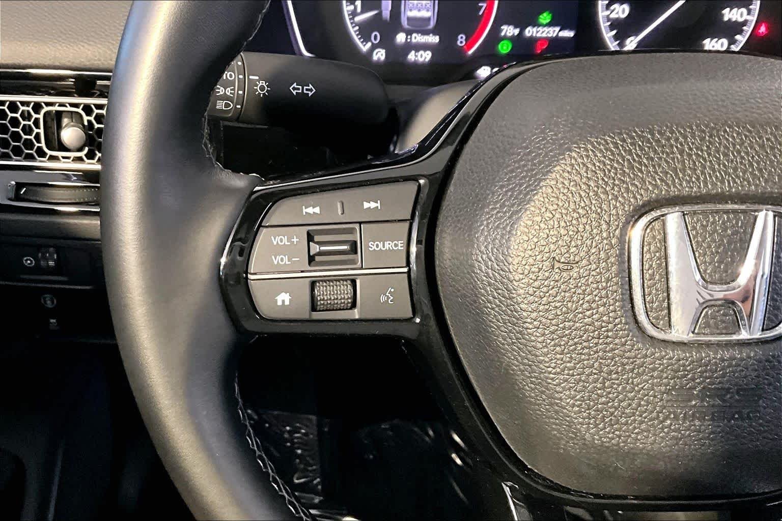Used 2024 Meteorite Gray Metallic Honda EX image 24