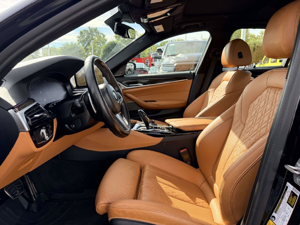 Used 2022 Black BMW 540i image 15