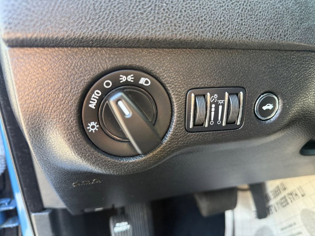 Certified Used 2023 Blue Dodge SXT image 27