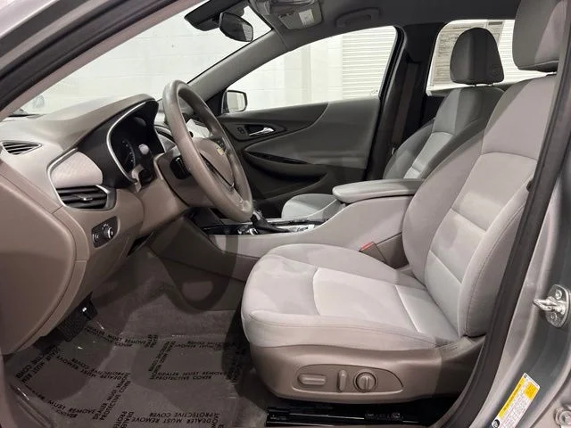 Used 2025 Gray Chevrolet LT image 9