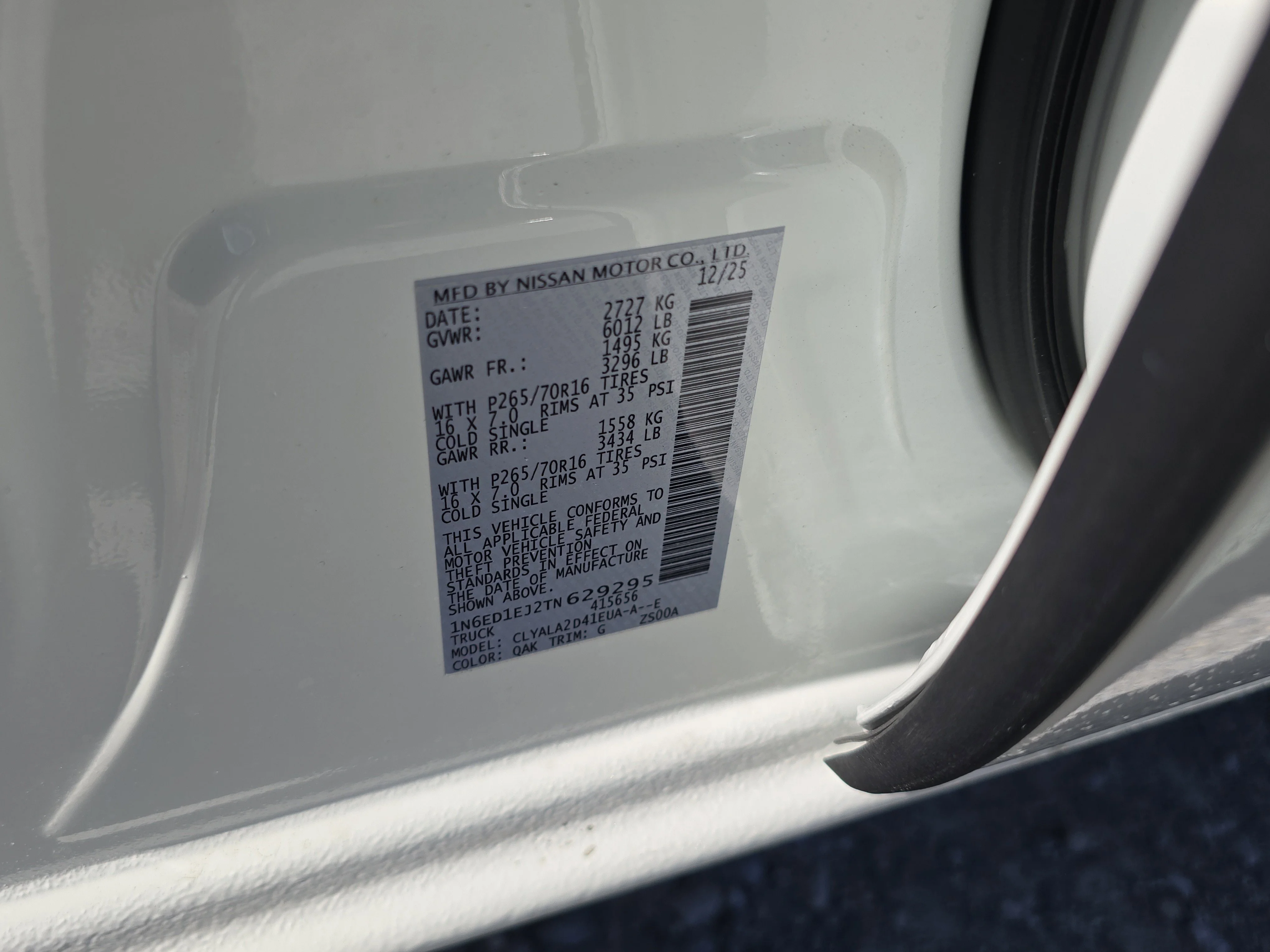 New 2026 Glacier White Nissan Crew Cab S image 32