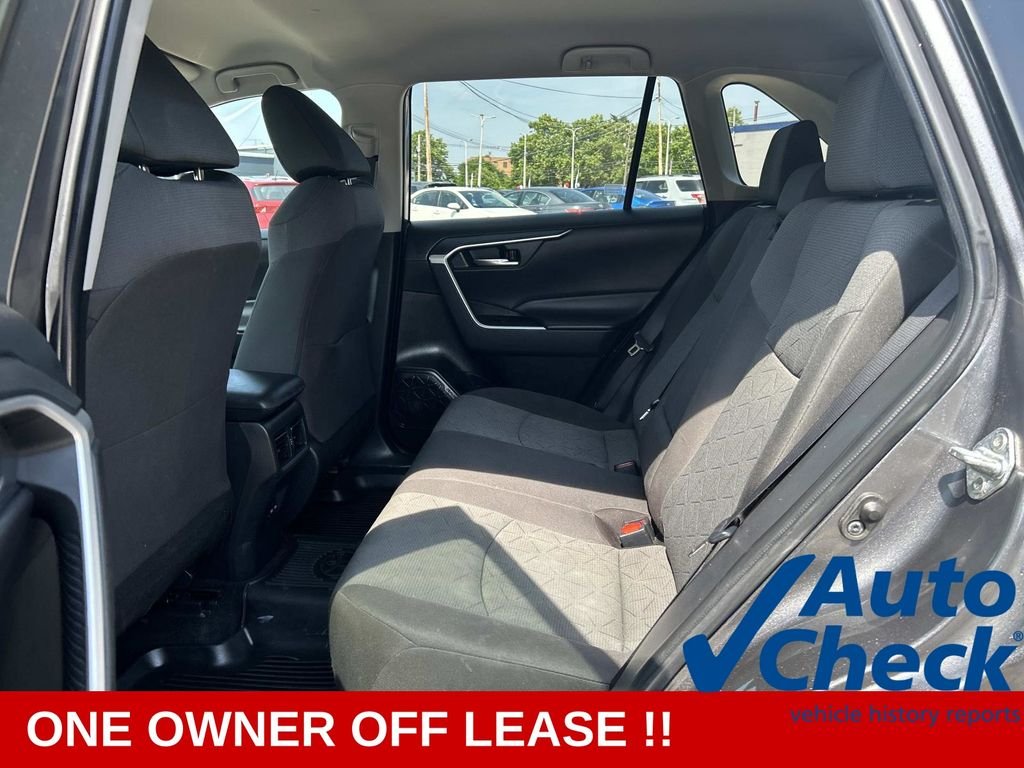 Used 2022 Gray Toyota XLE image 17