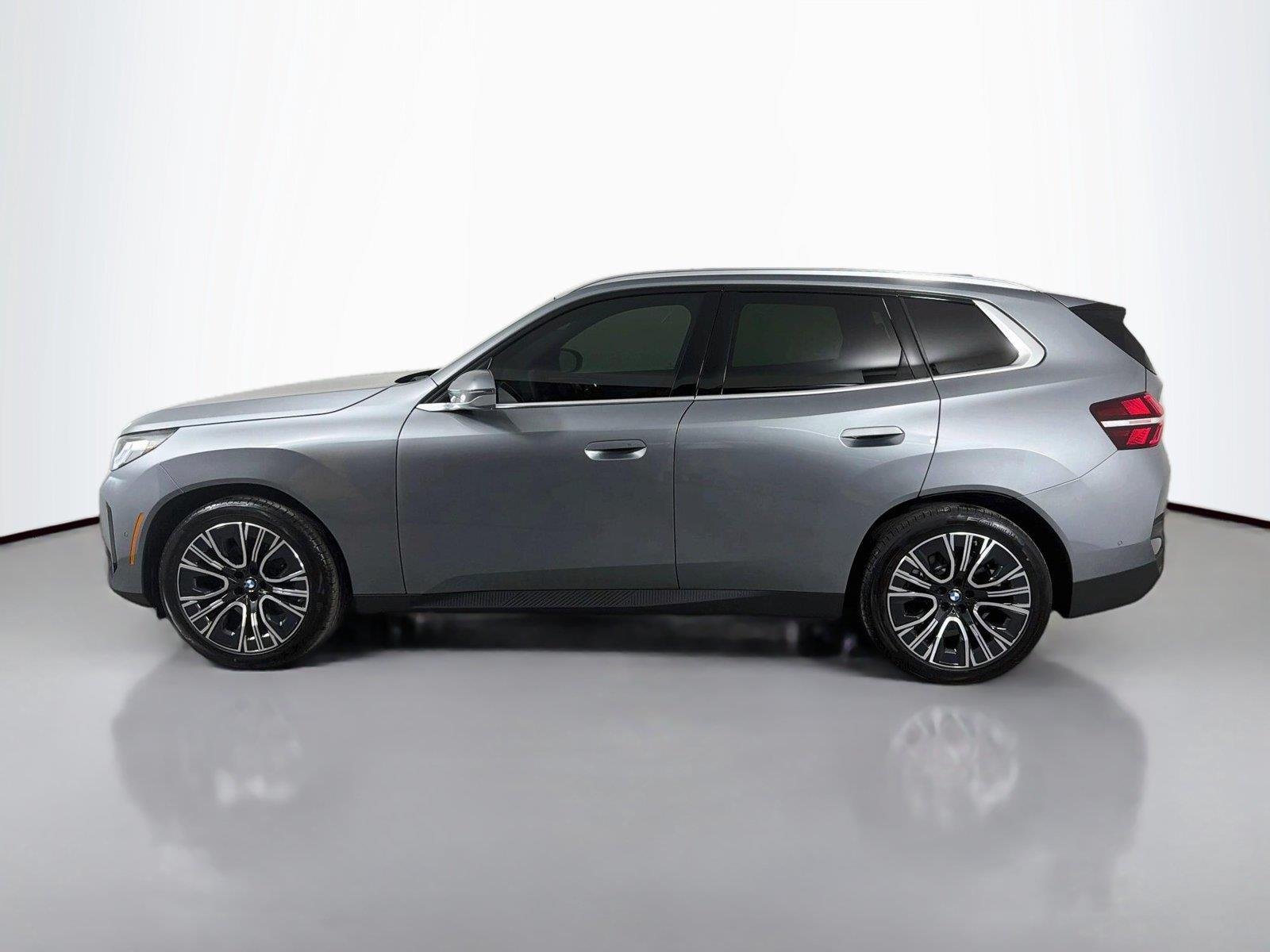New 2026 Skyscraper Grey Metallic BMW 30 xDrive image 8