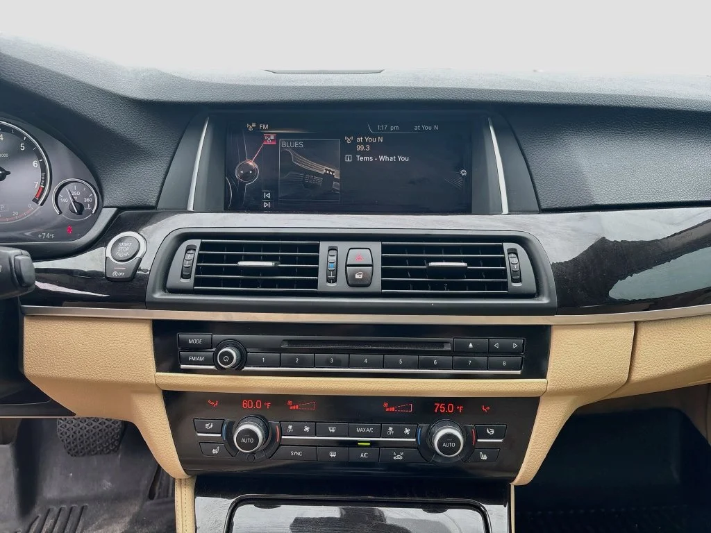 Used 2015 Black BMW 528i xDrive image 30