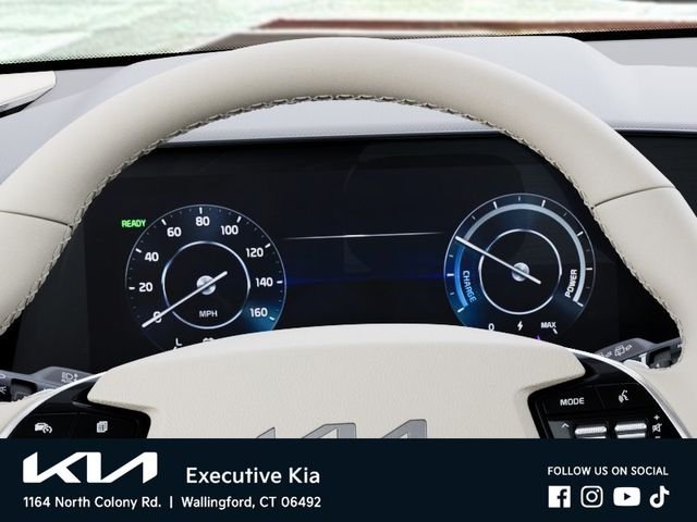 New 2026 Snow White Pearl Kia WAVE image 21