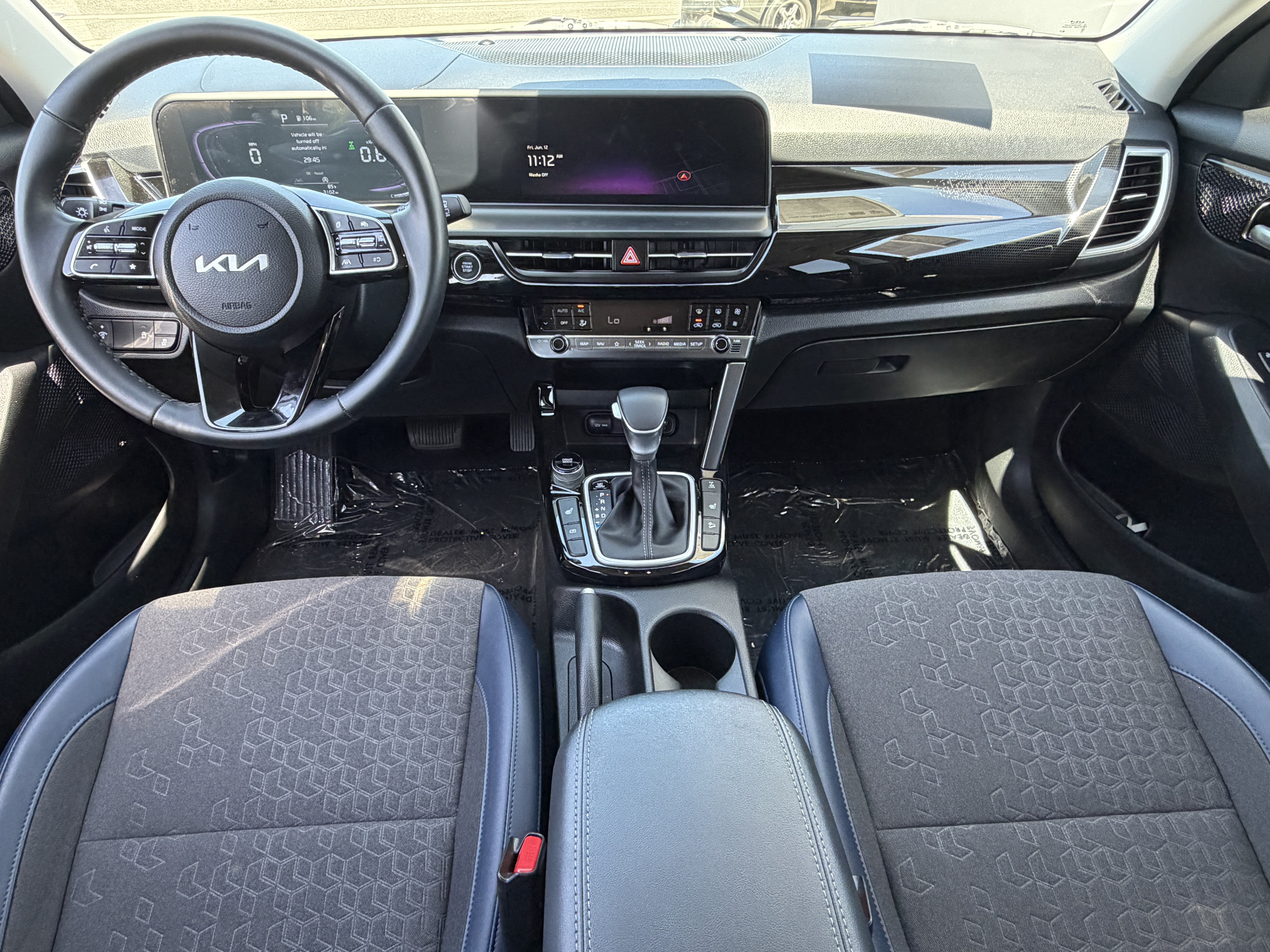 2025 Kia Seltos S - Photo 25