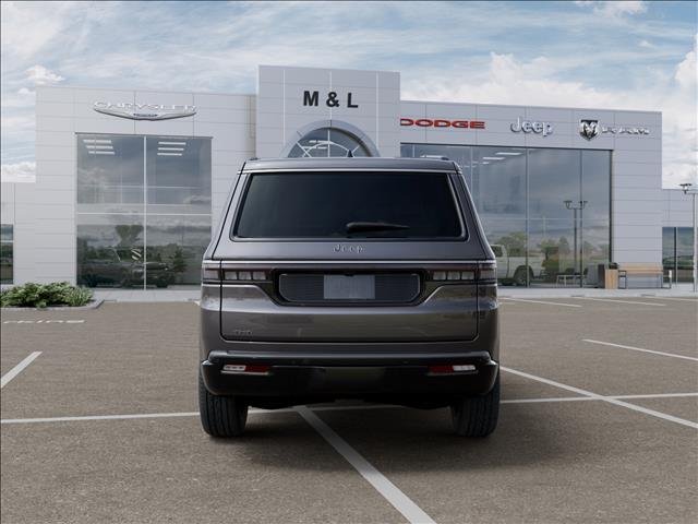 New 2026 Baltic-Gray Metallic Clear-Coat Exterior Paint Jeep 4x4 image 7