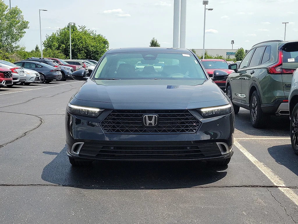 New 2026 Crystal Black Pearl Honda Touring image 18