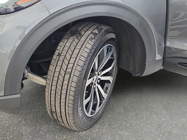 Used 2026 Carbonized Gray Metallic Ford ST-Line image 31