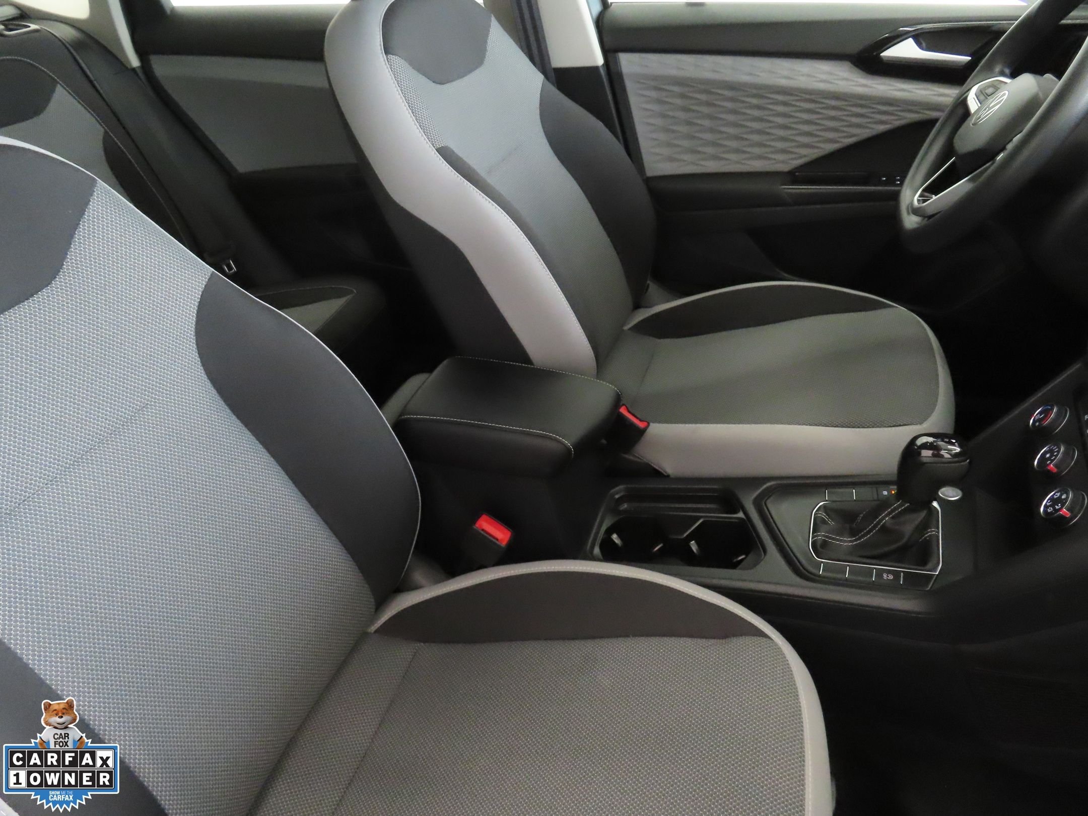 Used 2022 Gray Volkswagen 1.5T S image 26