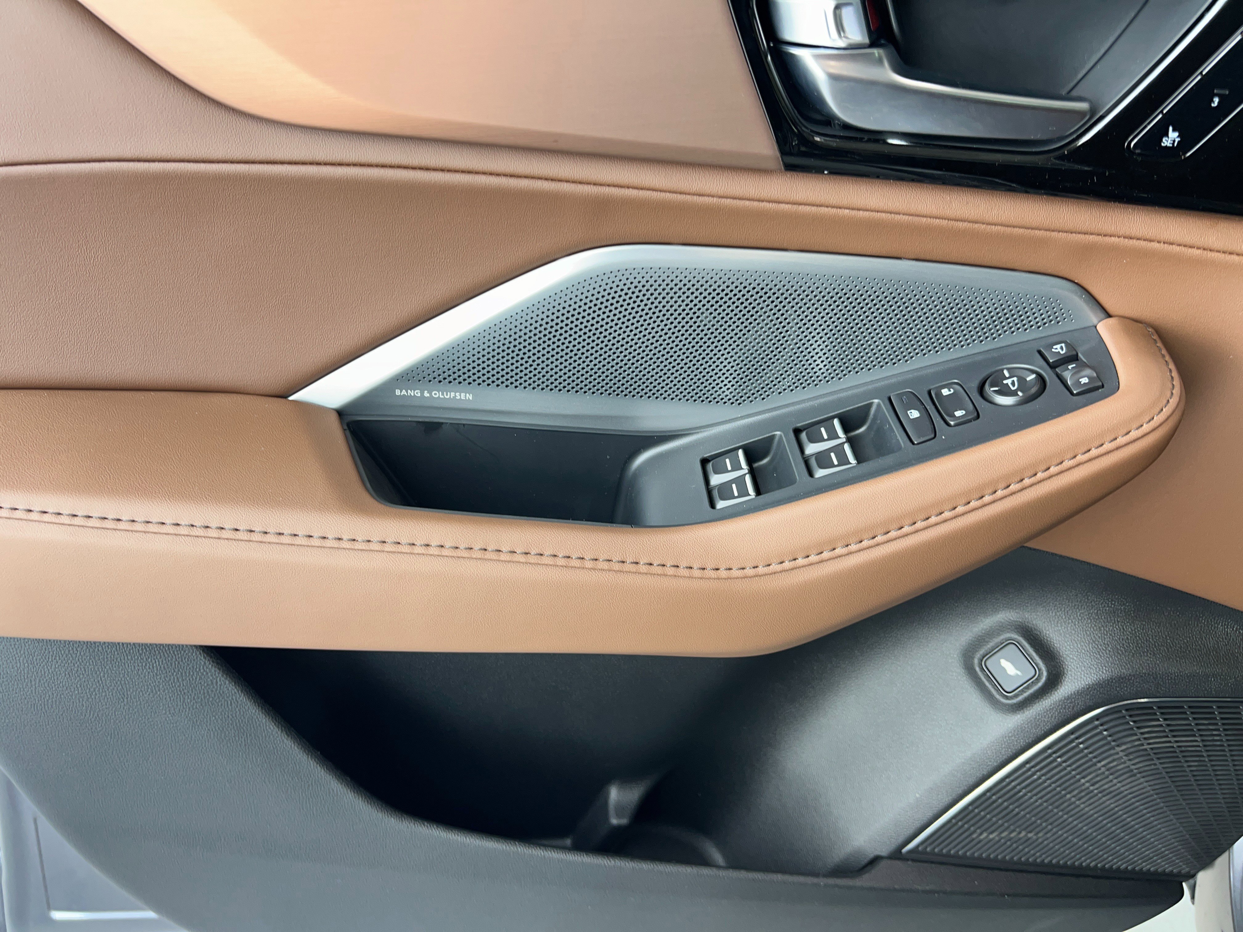 New 2026 Liquid Carbon Metallic Acura w/Technology Package image 16