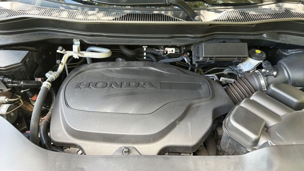 Used 2022  Honda Black Edition image 31