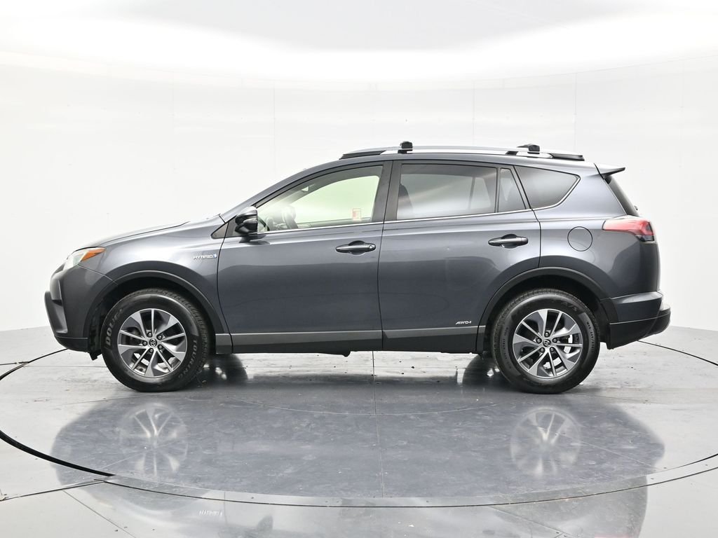 Used 2017 Magnetic Gray Metallic Toyota XLE image 8