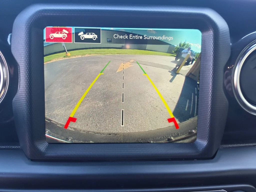 Used 2021 Gray Jeep Unlimited Rubicon 392 image 18