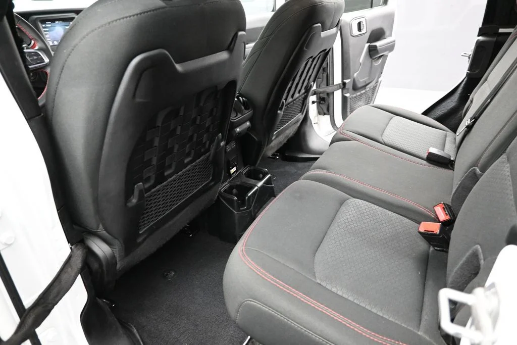 Used 2021 White Jeep Unlimited Rubicon image 21