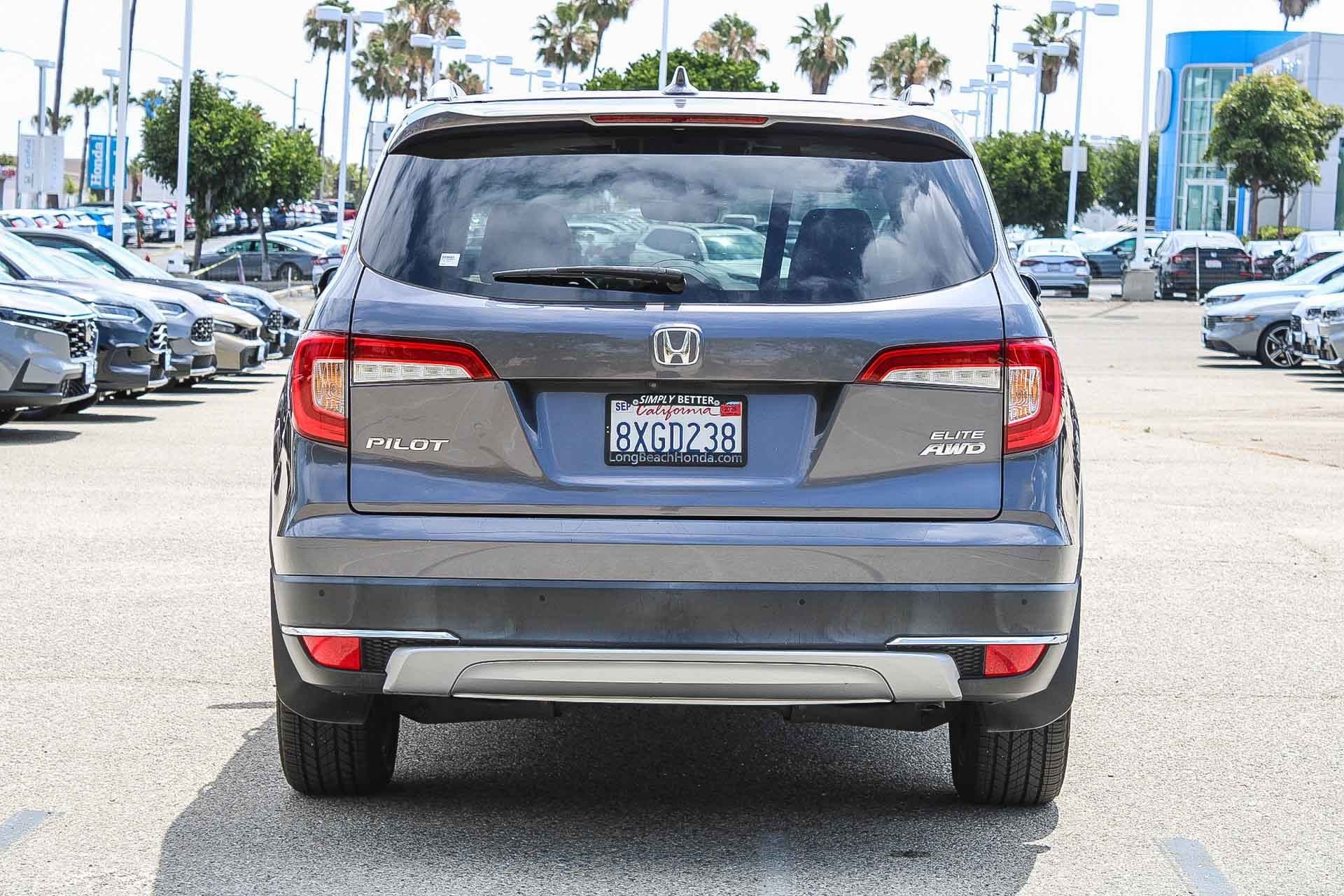 Certified Used 2022 Modern Steel Metallic Honda AWD ELITE image 35
