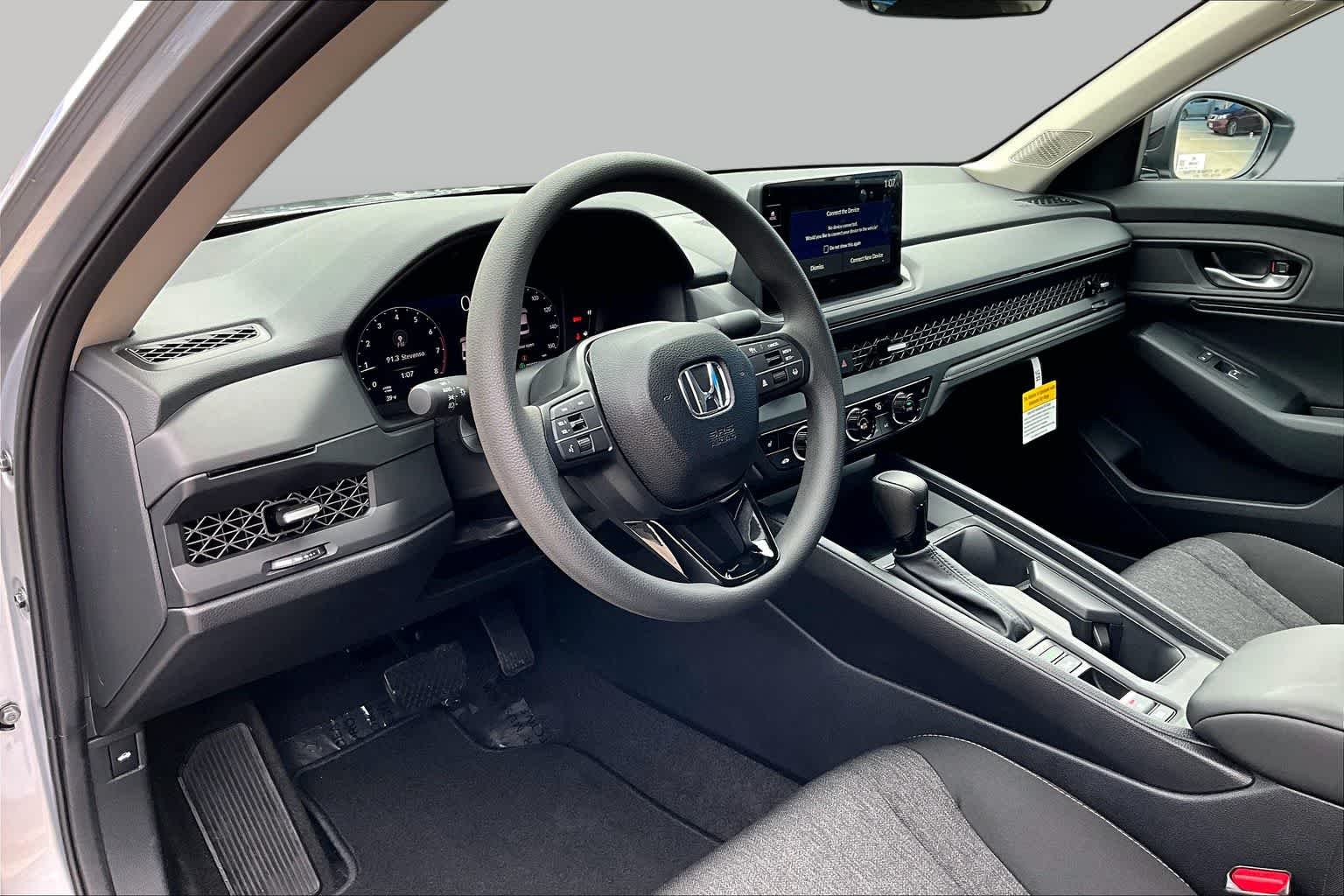 New 2026 Solar Silver Metallic Honda SE image 8