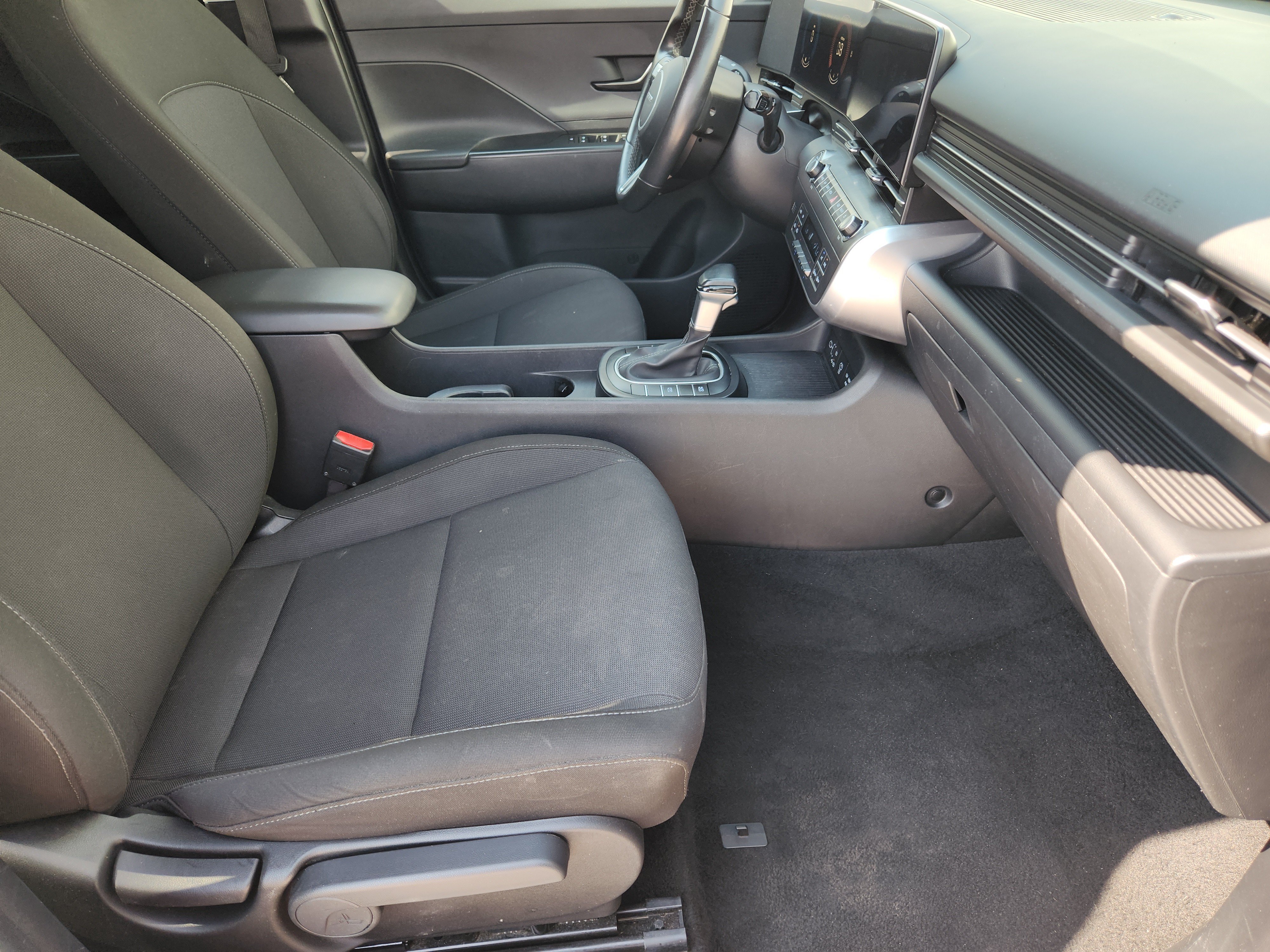 Used 2024 Ecotronic Gray Pearl Hyundai SEL image 15