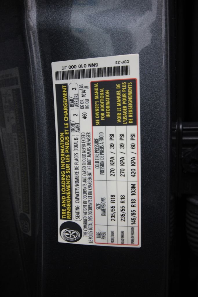 Used 2024 Gray Volkswagen 2.0T SE image 27