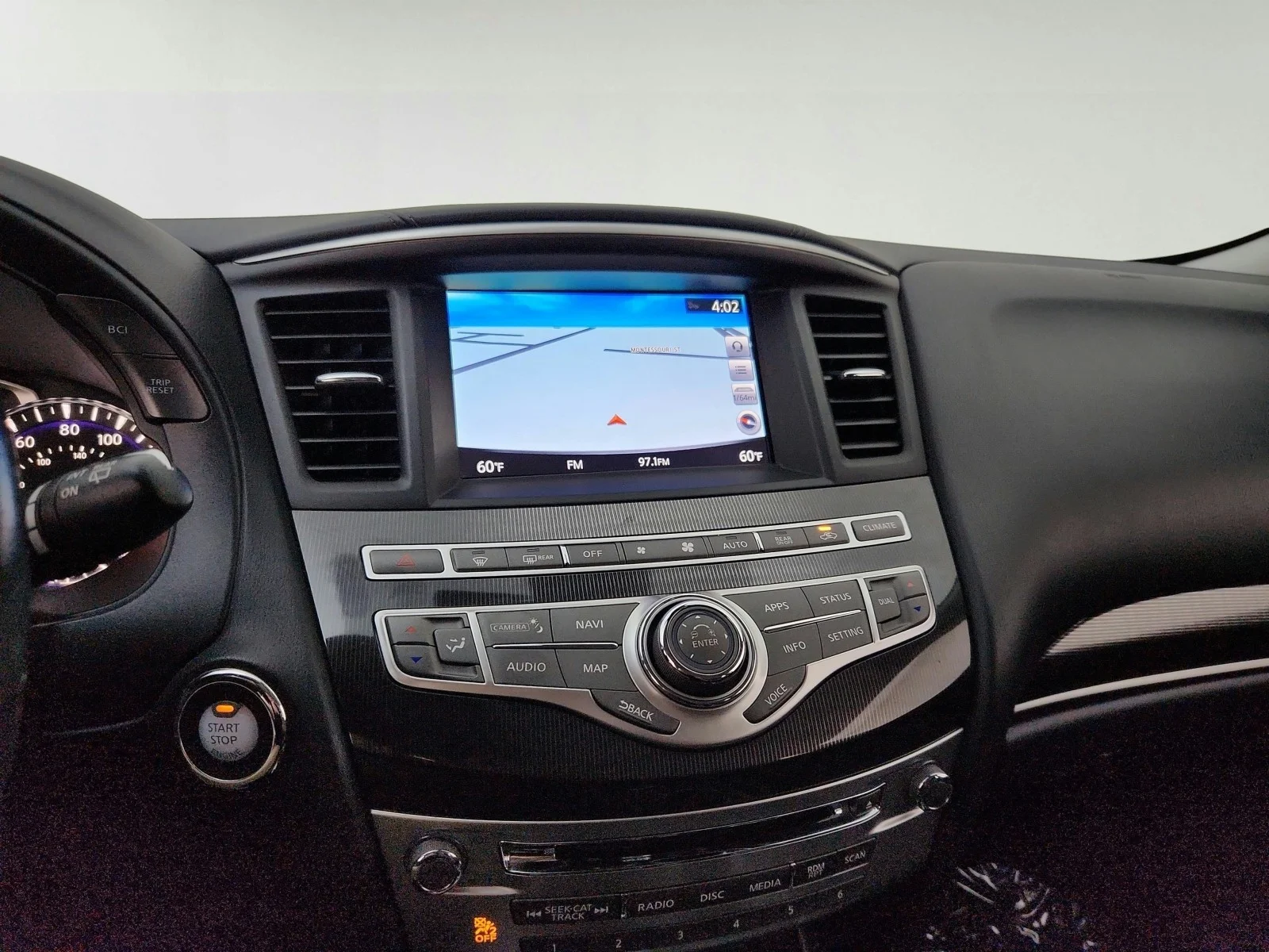 Used 2017 Graphite Shadow INFINITI  image 17
