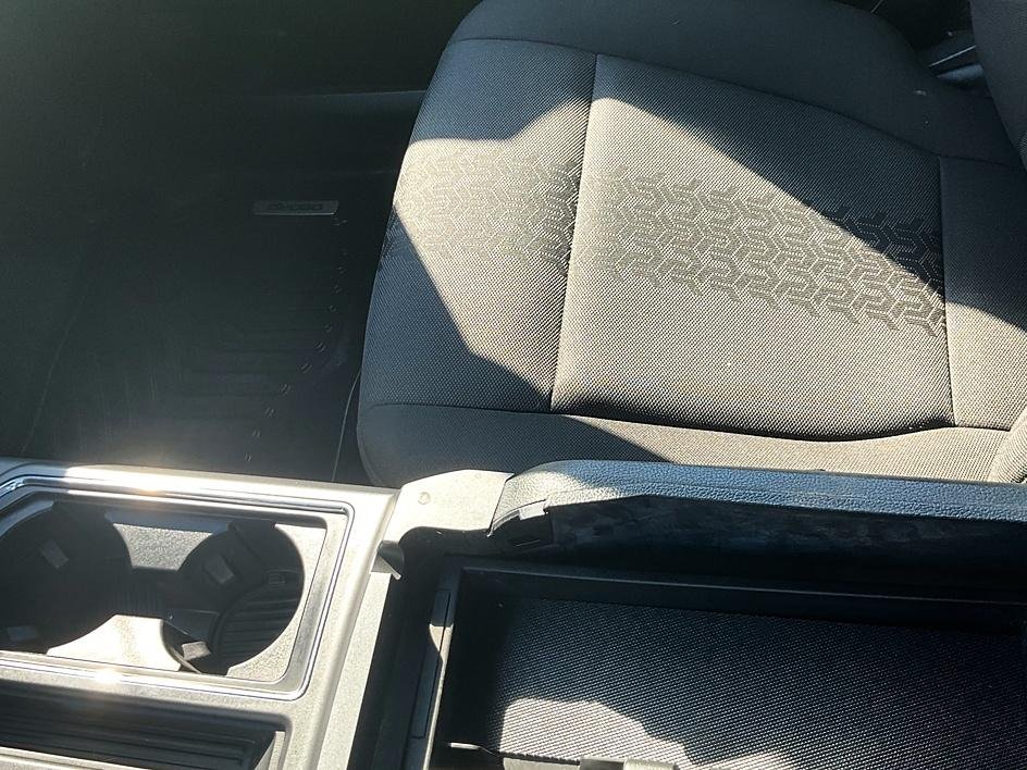 Used 2019 Silver Ford XLT image 42
