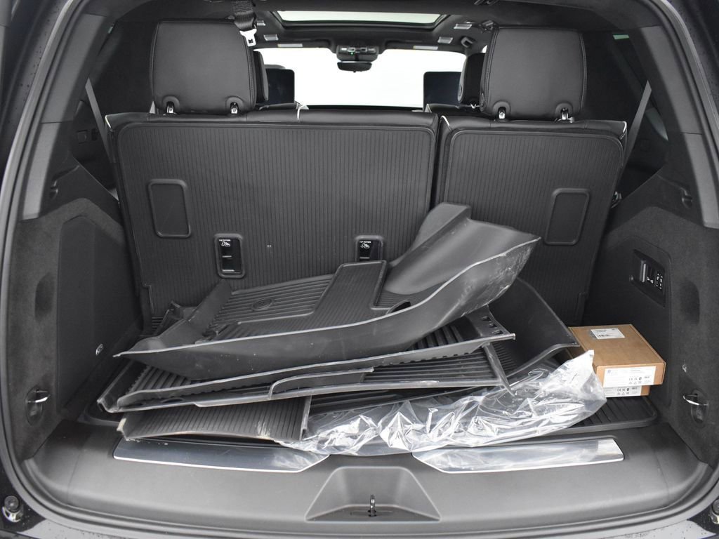 2025 CADILLAC ESCALADE - Image 9