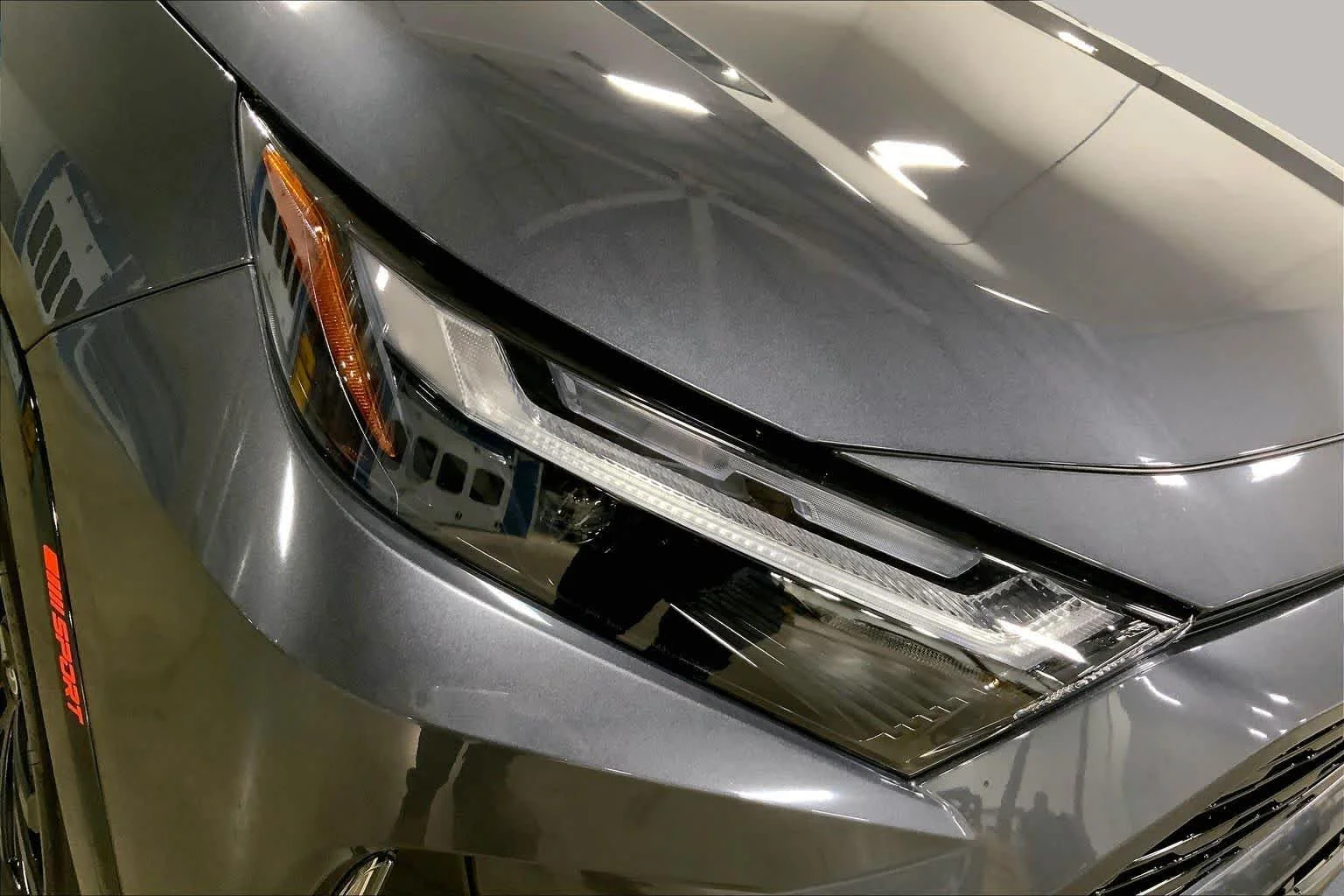 Used 2025 Magnetic Gray Metallic/Midnight Black Metallic Toyota Hybrid XSE image 28