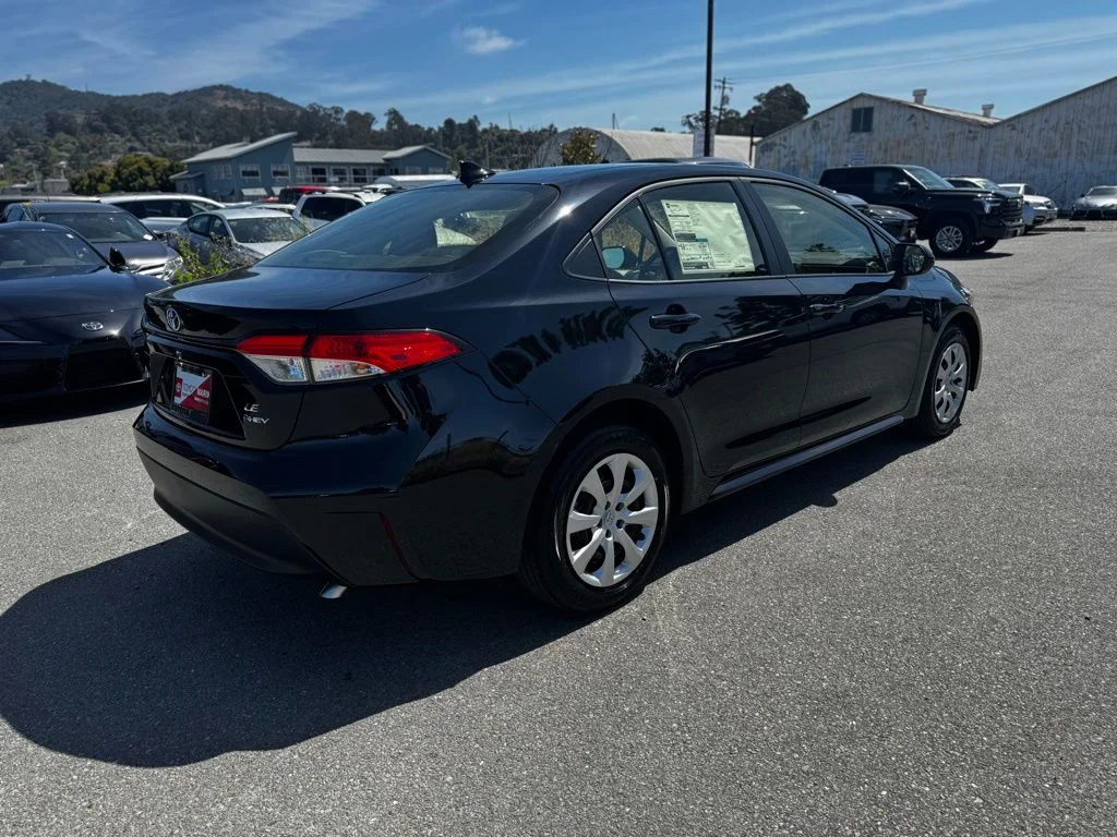 New 2026  Toyota LE image 3