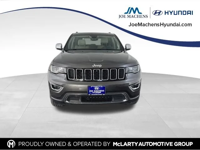 Used 2017 Gray Jeep Limited image 3