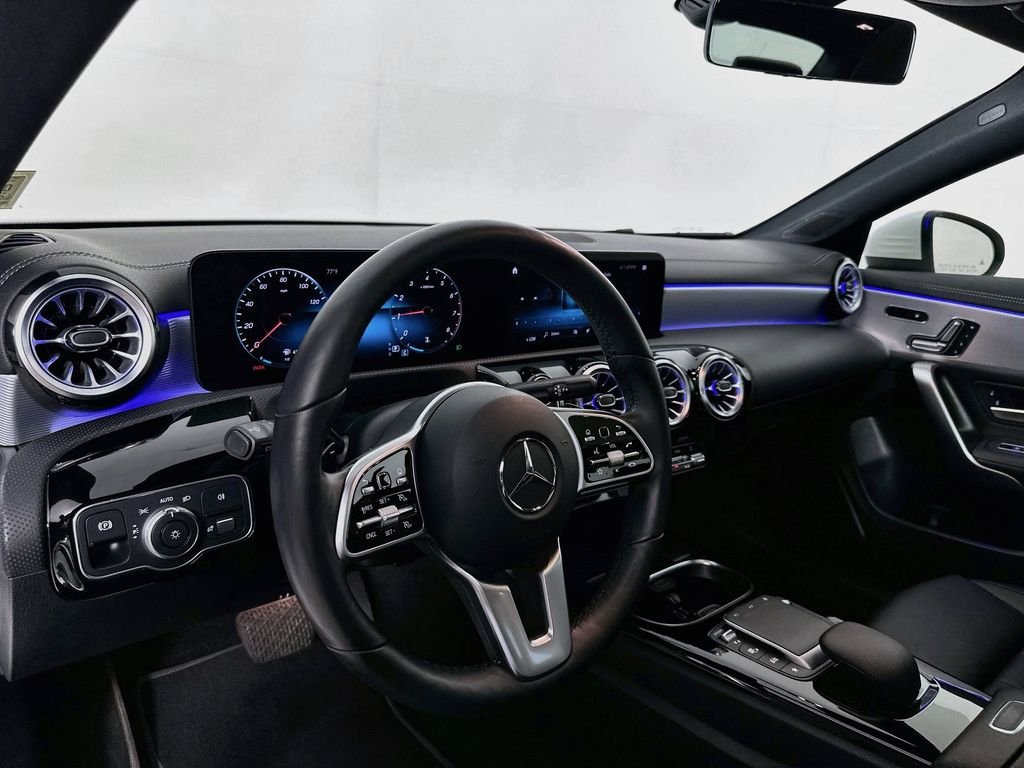 Used 2022 White Mercedes-Benz CLA 250 image 9