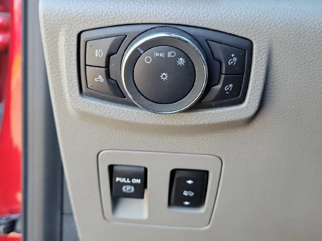 2020 Ford F-150 XLT - Photo 28