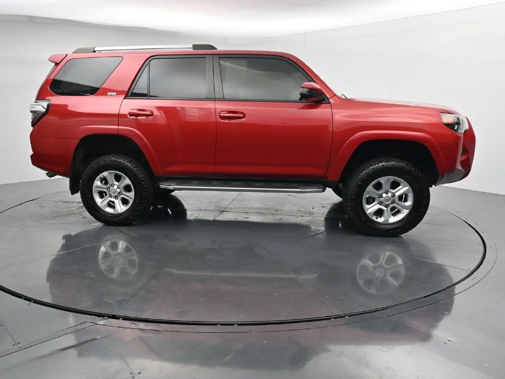 Used 2022 Red Toyota SR5 image 8