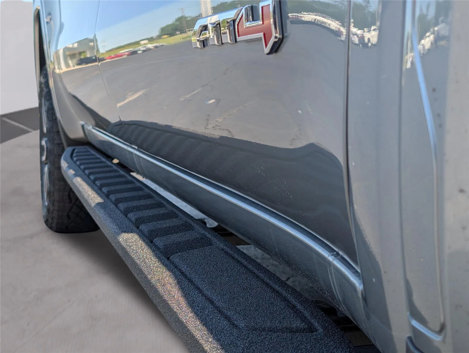 New 2026 Sterling Metallic GMC AT4 image 38