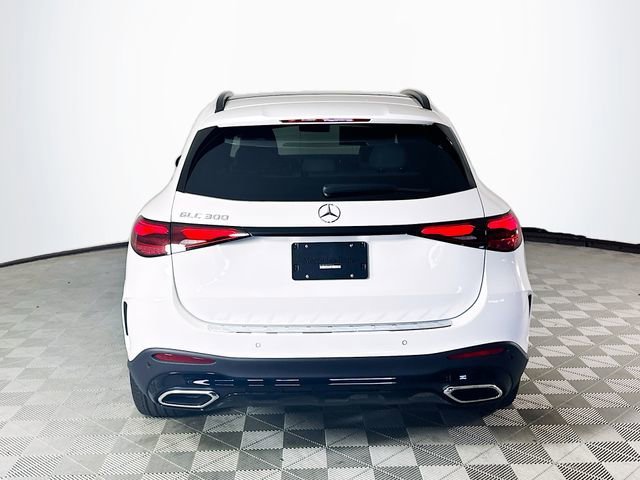 New 2026 Polar White Mercedes-Benz GLC 300 image 37