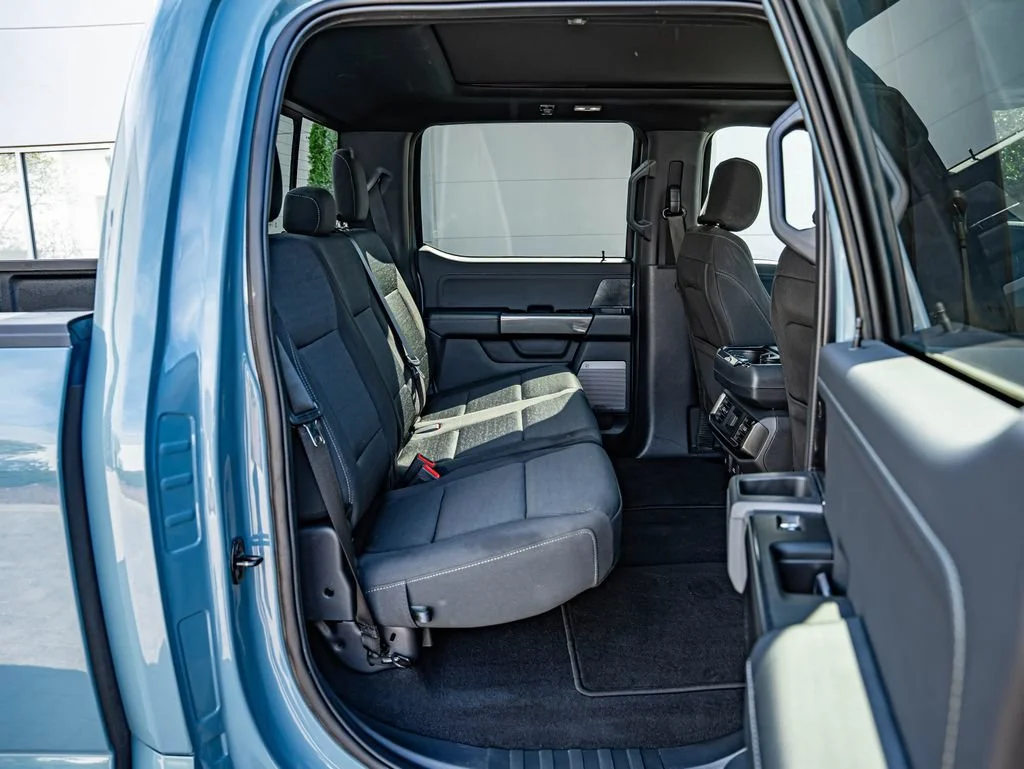 Used 2023 Area 51 Blue Ford XLT image 38