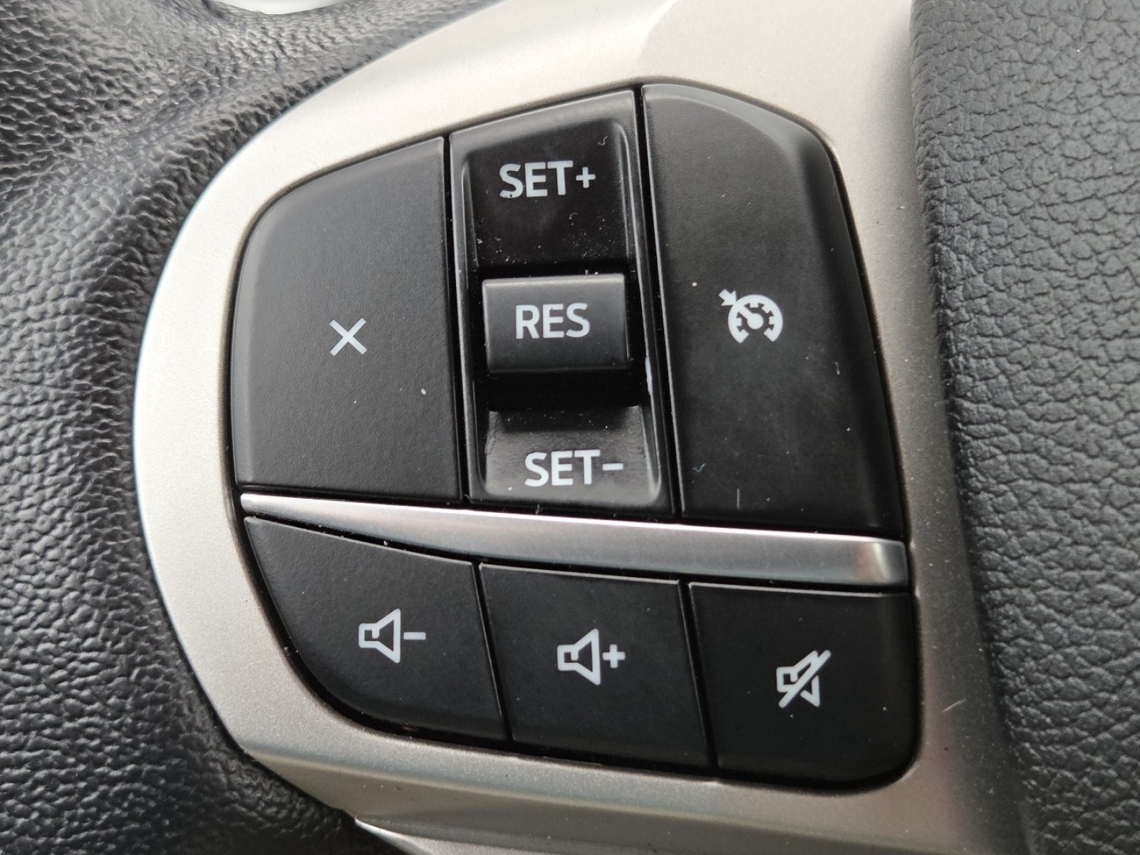 Used 2021 Blue Metallic Ford XLT image 10