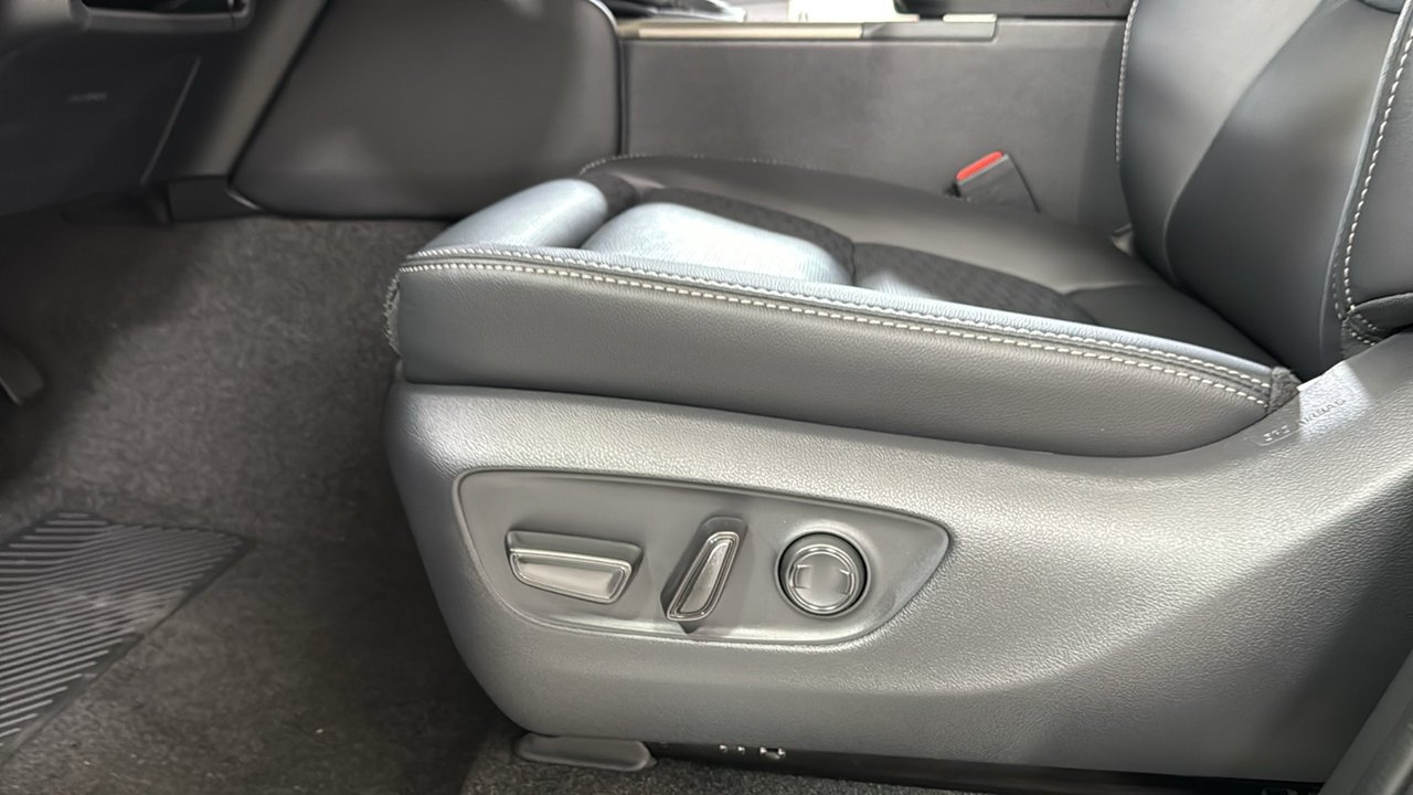 Certified Used 2027  Toyota Base image 14