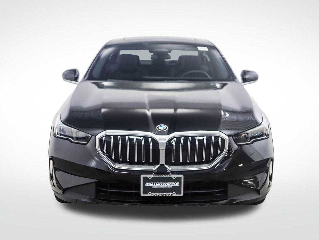 2026 BMW 5 Series 530i - Photo 8