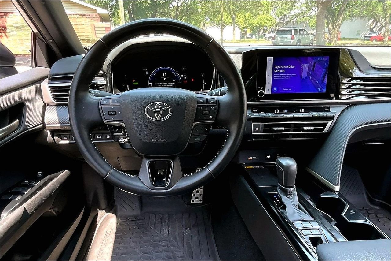 Used 2025 Gray Toyota SE image 8