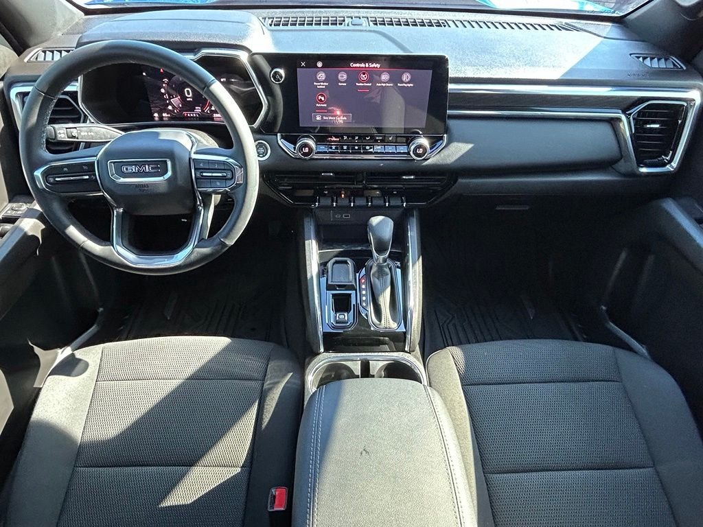Used 2023 Blue GMC Elevation image 10