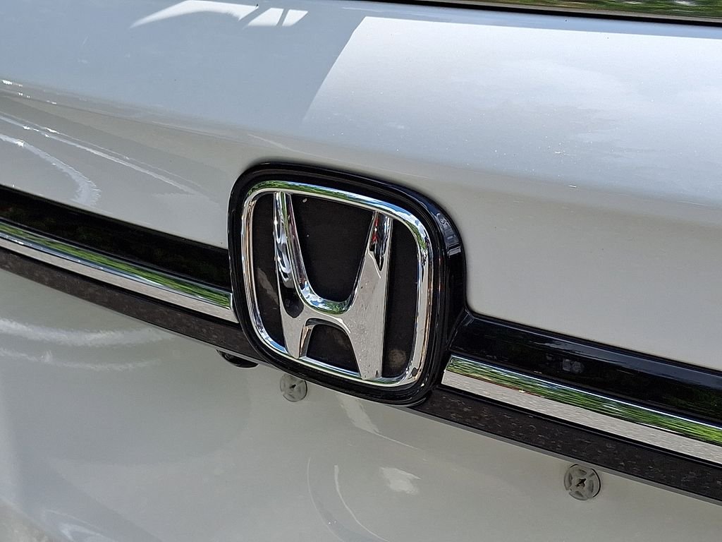 Used 2024 White Honda Elite image 32