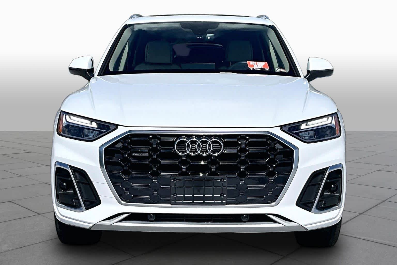 Used 2024 Glacier White Metallic Audi S line Premium image 4