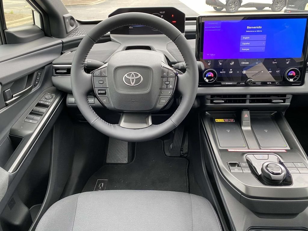 2026 Toyota C-HR XSE - Photo 10
