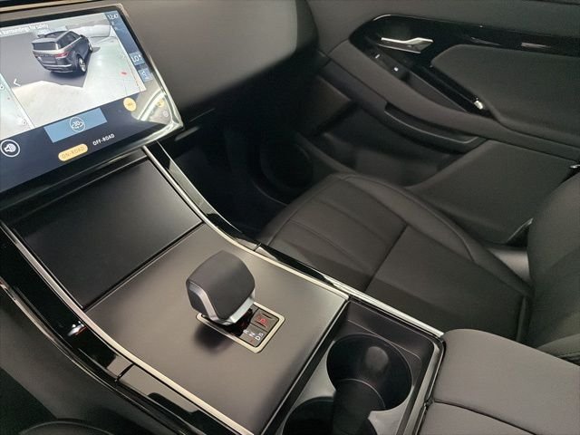 New 2026 Santorini Black Land Rover Dynamic image 34