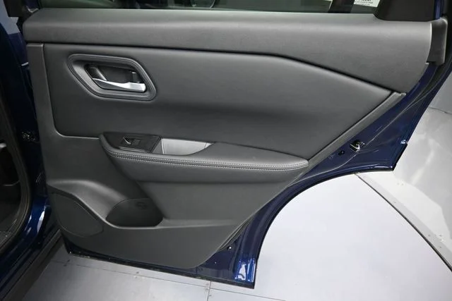 New 2026 Deep Ocean Blue Pearl Nissan SV image 12