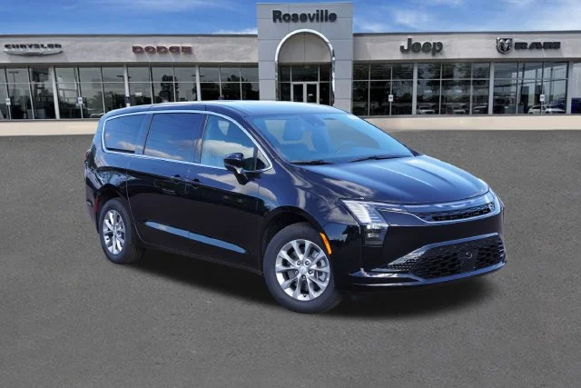 2027 Chrysler Pacifica Select