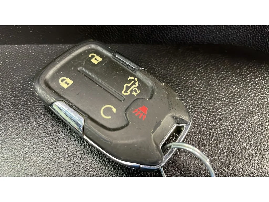 Used 2020 Satin Steel Metallic Chevrolet RST image 19