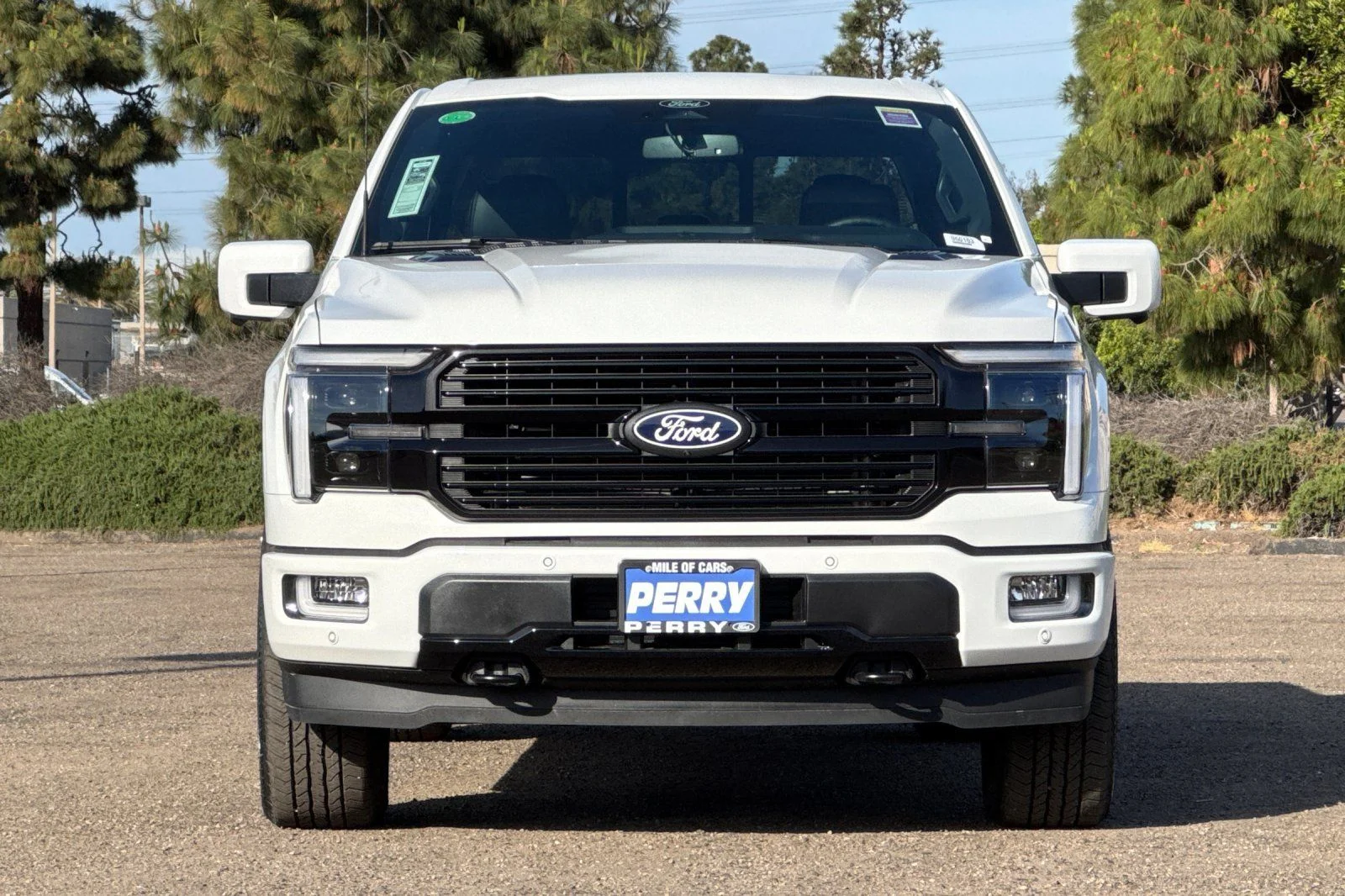 New 2026 Star White Metallic Tri-Coat Ford Platinum® image 5