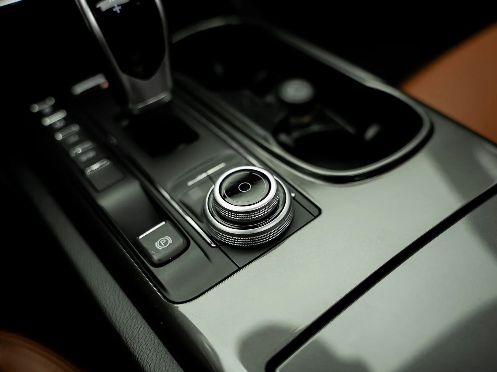 Used 2017 Gray Maserati Base image 56